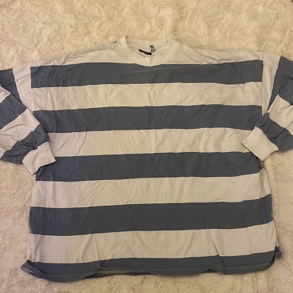 ASOS Oversized Shirt - Picture 2 of 4